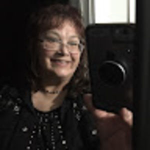 Meet your Posher, Deborah